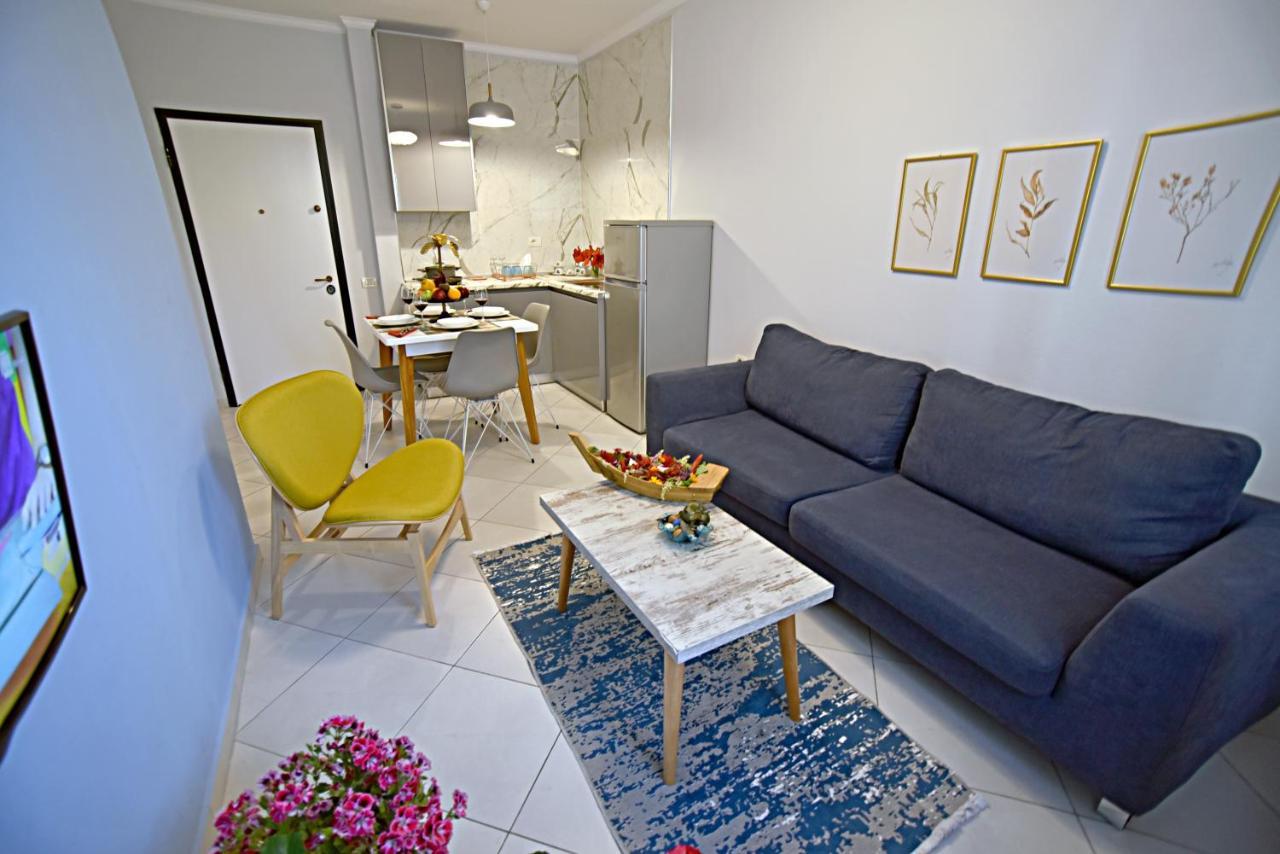 Sunrise Suites Vlorë Εξωτερικό φωτογραφία