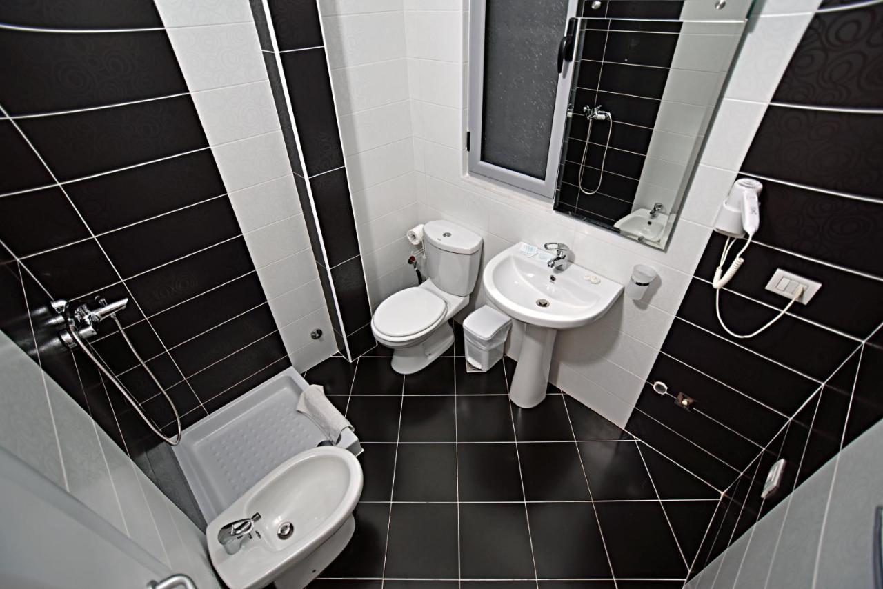 Sunrise Suites Vlorë Εξωτερικό φωτογραφία