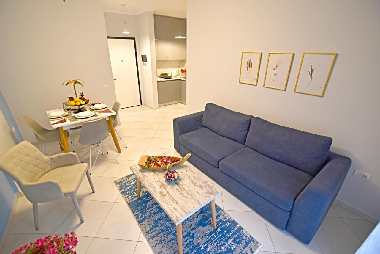 Sunrise Suites Vlorë Εξωτερικό φωτογραφία